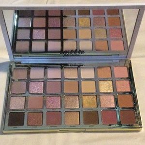 Tarte Eye Shadow Pallet Full Bloom